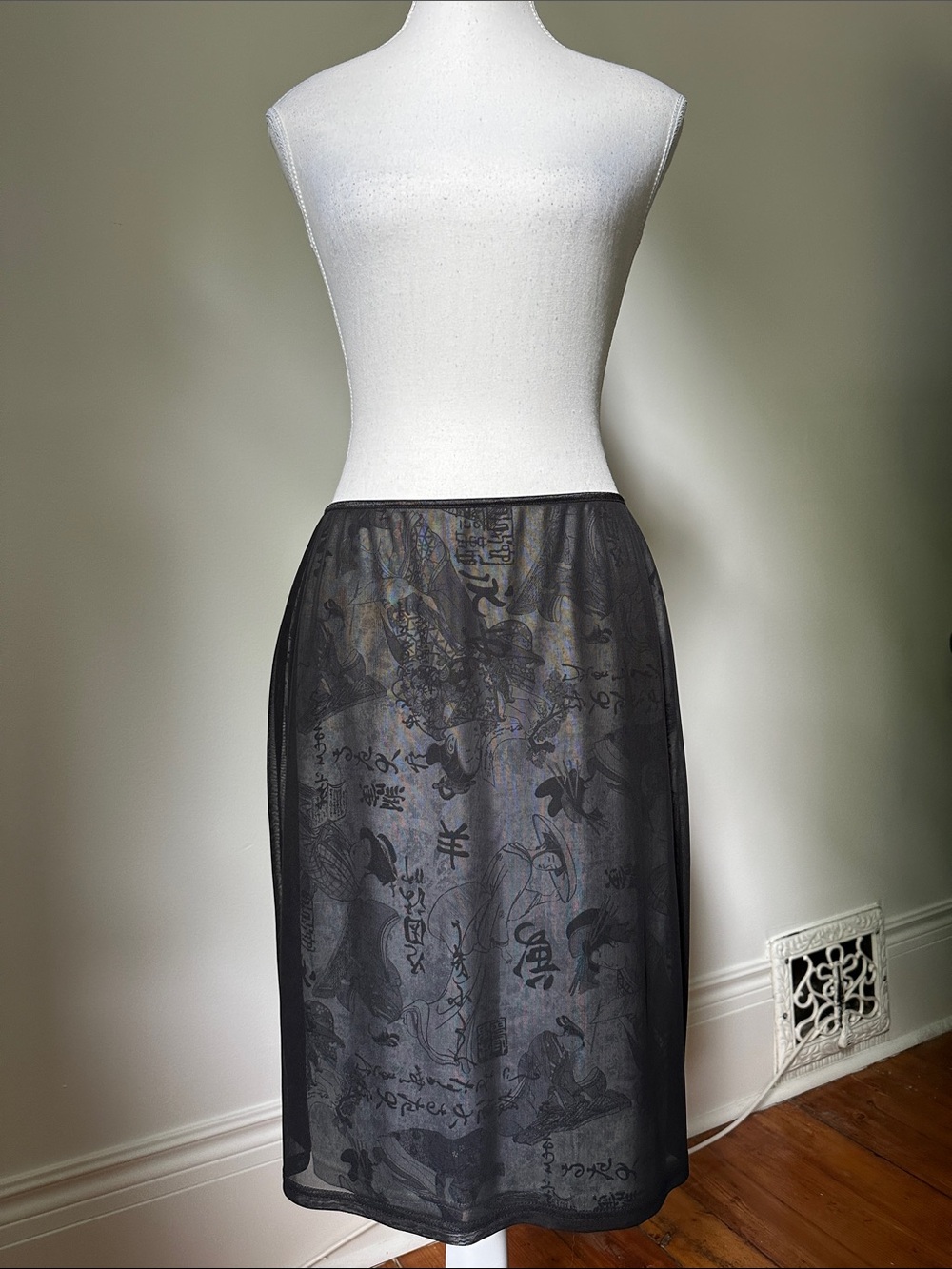 SMART SET Vintage Black Sheer Peekaboo Japanese Motif Goth Vamp Midi Skirt Large